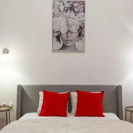 Grand Deco On The St Stephen Boulevard Апартаменты Будапешт