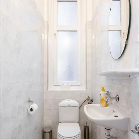 Grand Deco On The St Stephen Boulevard * Budapešť